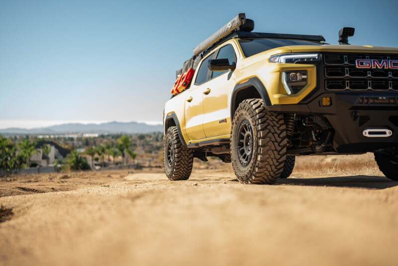 DV8 Offroad 23-24 Chevy Colorado OE Plus Side Steps - Black Steel