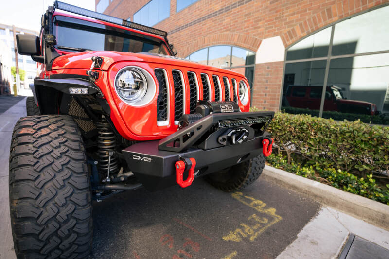 DV8 Offroad 07-23 Jeep Wrangler/Gladiator JT/JK/JL FS-25 Stubby Front Bumper w/Plated Bull Bar