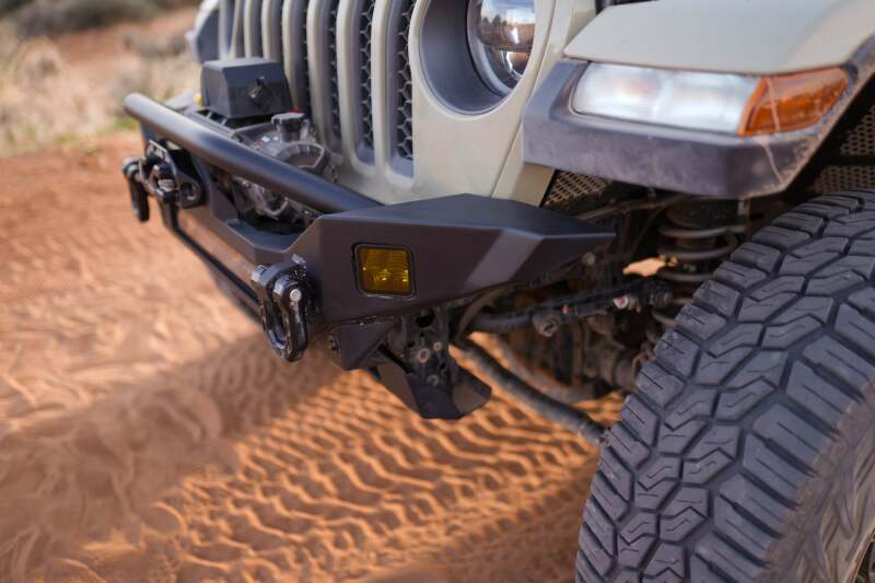 DV8 Offroad 18-23 Jeep Wrangler JL / 20-23 Jeep Gladiator JT FS-7 Mid-Width Winch Front Bumper