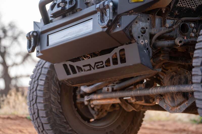 DV8 Offroad 18-23 Jeep Wrangler JL/JT Front Bumper Sway-Bar Disconnect Motor Skid Plate