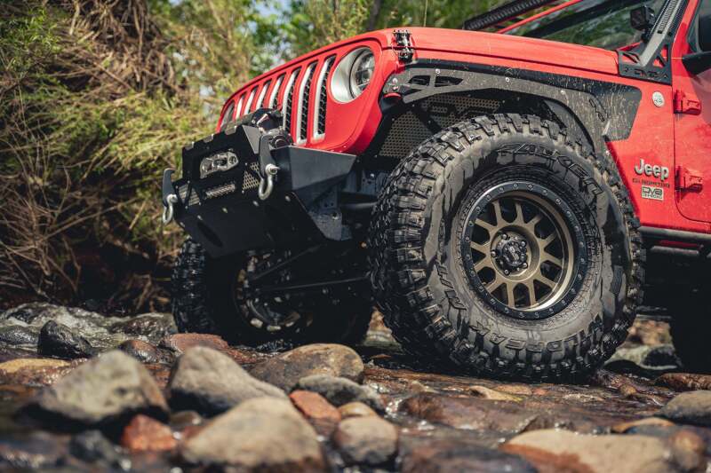 DV8 Offroad 2018+ Jeep Wrangler JL Front Inner Fenders - Black
