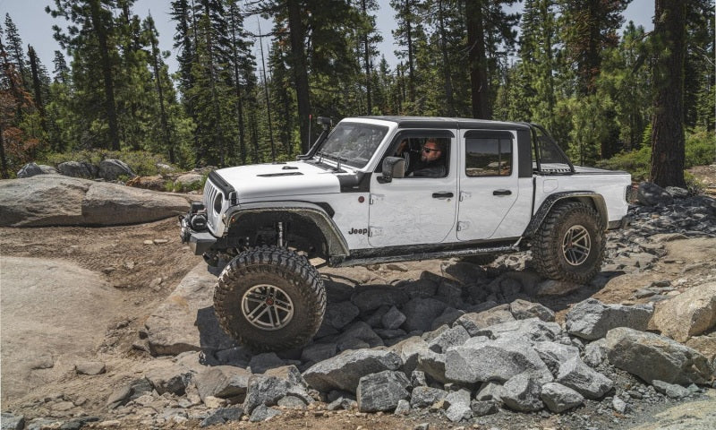AVS 2018 Jeep Wrangler Unlimited (4-Door) Ventvisor Outside Mount Window Deflectors 4pc - Smoke