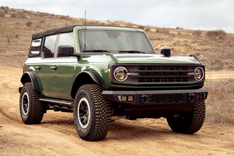 DV8 Offroad 21-23 Ford Bronco Tube Fender Flares