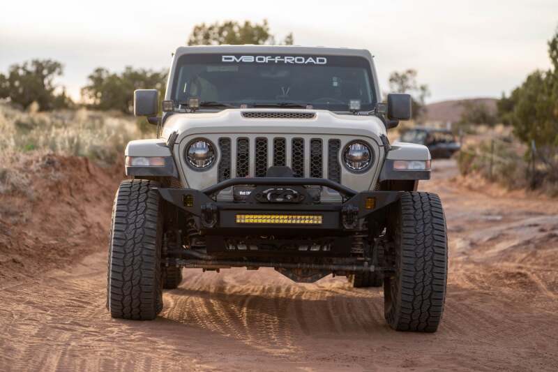 DV8 Offroad 18-23 Jeep Wrangler JL / 20-23 Jeep Gladiator JT FS-7 Mid-Width Winch Front Bumper
