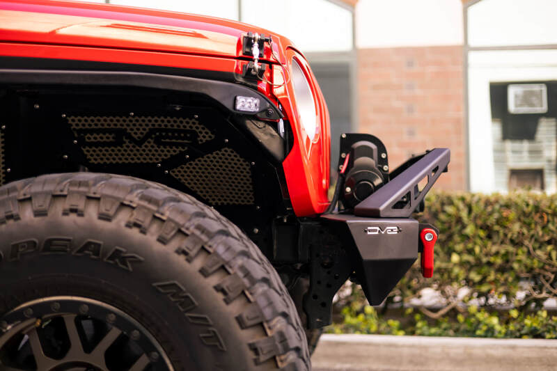 DV8 Offroad 07-23 Jeep Wrangler/Gladiator JT/JK/JL FS-25 Stubby Front Bumper w/Plated Bull Bar