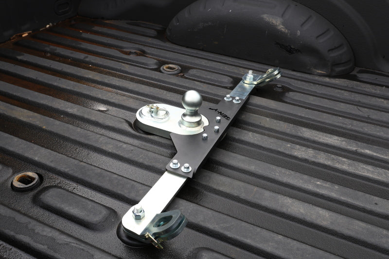 Gen-Y Dodge/RAM GoosePuck II 5in Offset Ball Puck Mount & 25K Towing w/Safety Chain Anchors