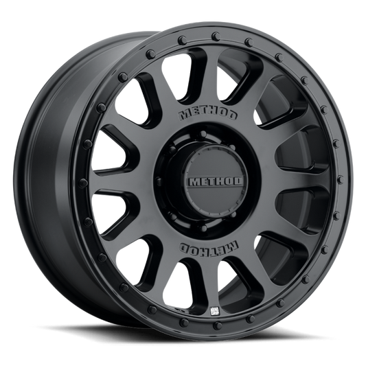 Method MR709 HD Bead Grip 20x 9in / ET12 / 8x6.5 BP / 121.3mm Bore - Black Wheel
