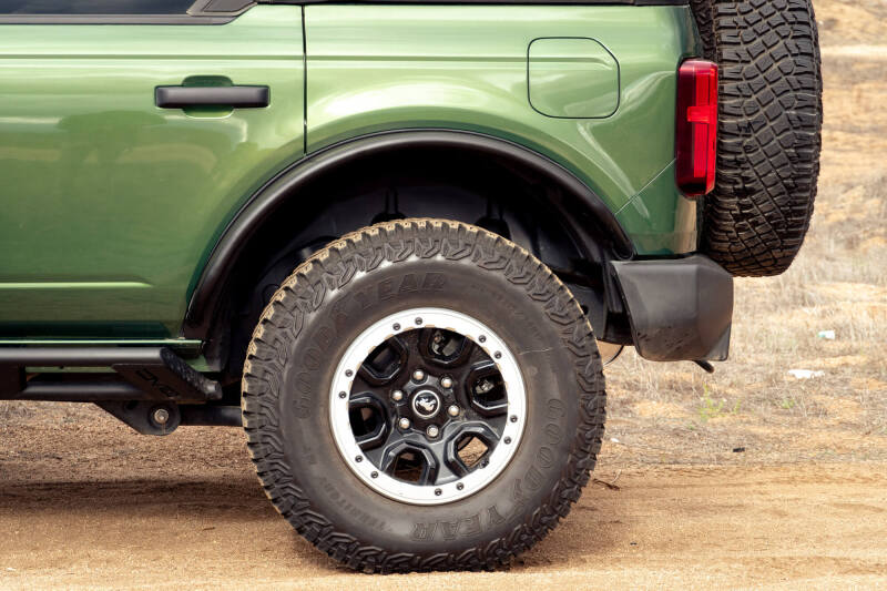 DV8 Offroad 21-23 Ford Bronco Tube Fender Flares