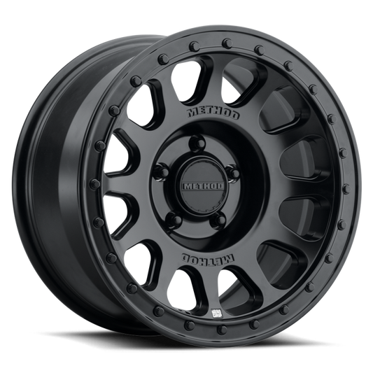 Method MR709 HD Bead Grip 17x 8.5in / ET0 / 5x5 BP / 71.5mm Bore - Black Wheel