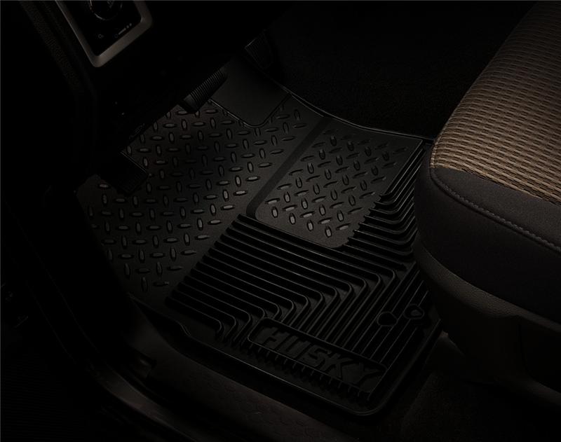 Husky Liners 07-11 Jeep Wrangler (Base/Unlimited)/02-07 Liberty Heavy Duty Black Front Floor Mats