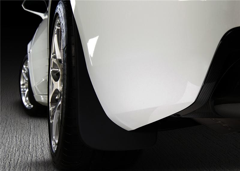 Husky Liners 07-12 GM Tahoe/Suburban/Yukon/Escalade Custom-Molded Front Mud Guards (w/o Power Steps)